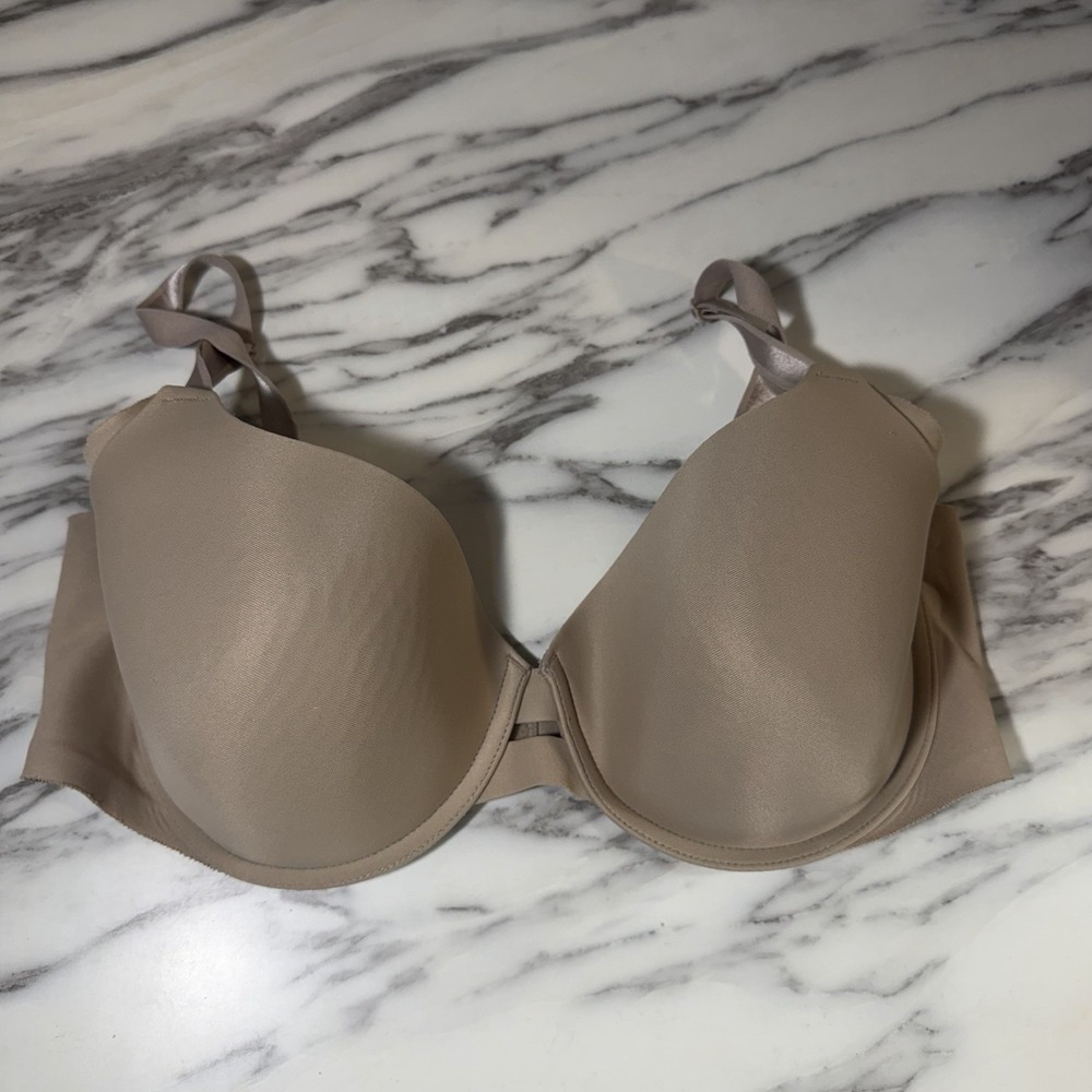 Warner's Lightly Lined No Side Effects T-shirt Bra Size 38C Style 01356 Beige